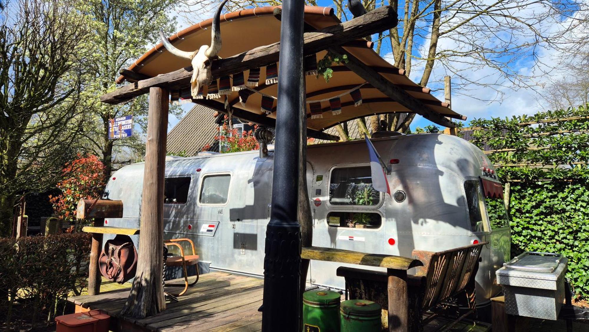 Airstreamnb Bed and Breakfast Schayk Buitenkant foto