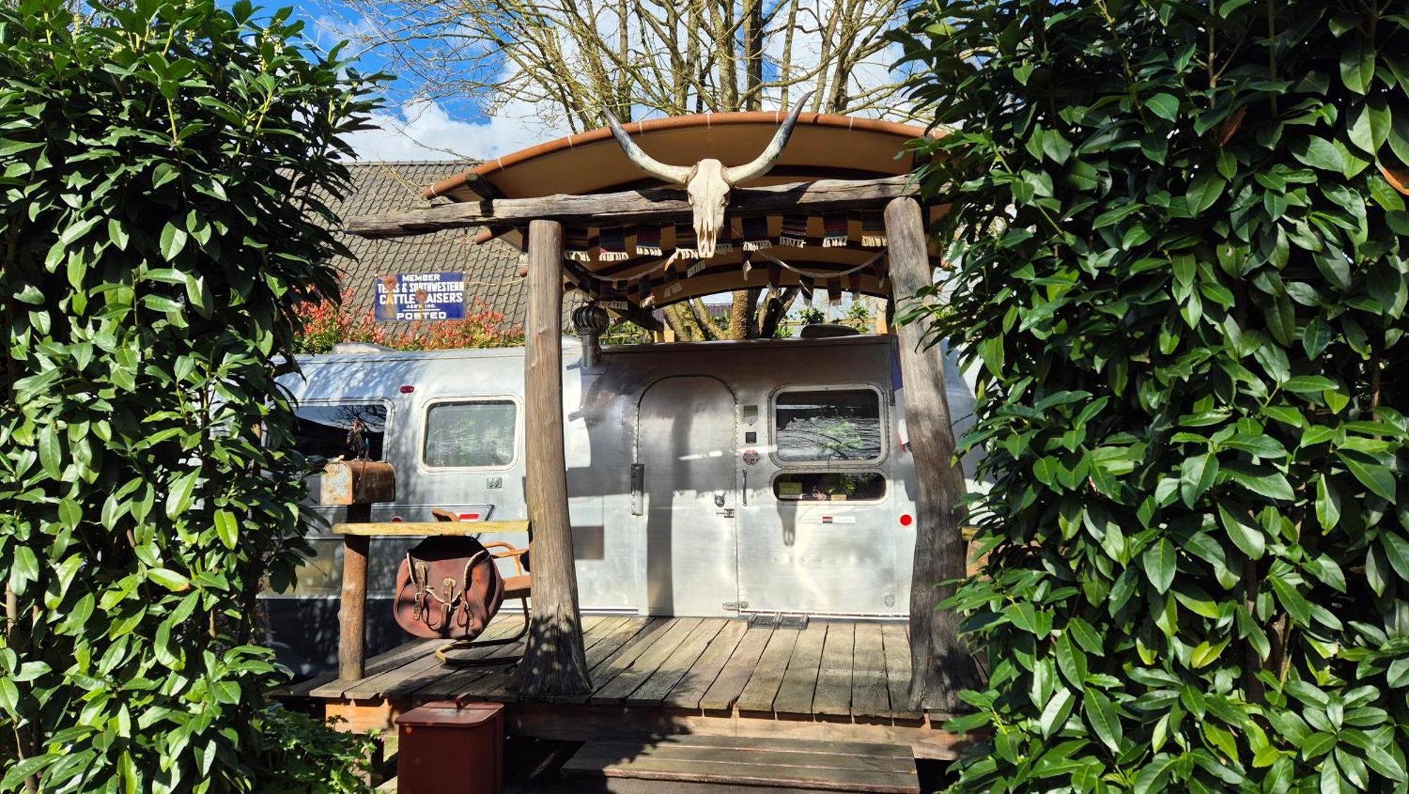 Airstreamnb Bed and Breakfast Schayk Buitenkant foto